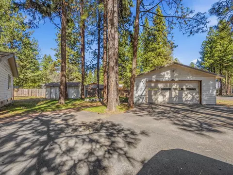 Exterior - 15531 Green Wing Loop, Keno, OR 97627 photo 1 of 8