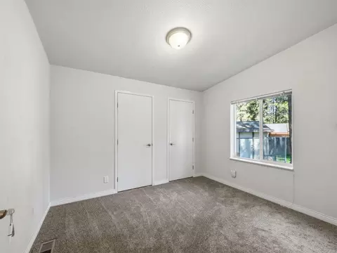 Bedroom - 15531 Green Wing Loop, Keno, OR 97627 photo 4 of 4