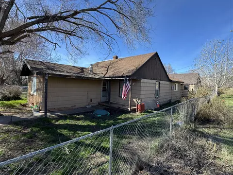 3444 Chelsea St, Klamath Falls, OR 97601