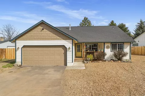 1270 SE 6th St, Prineville, OR 97754