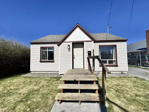 2533 Applegate Ave, Klamath Falls, OR 97601