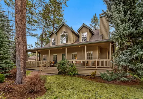 18063 Maury Mountain Ln, Sunriver, OR 97707