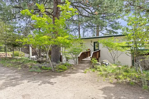 1535 NW Quincy Ave, Bend, OR 97703