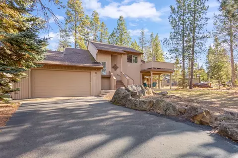 Exterior - 17822 Big Leaf Ln, Sunriver, OR 97707 photo 11 of 11