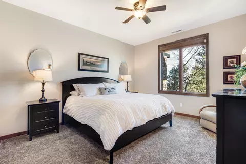 Bedroom - 3363 NW Starview Dr, Bend, OR 97703 photo 3 of 4
