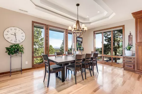Dining - 3363 NW Starview Dr, Bend, OR 97703 photo 1 of 2