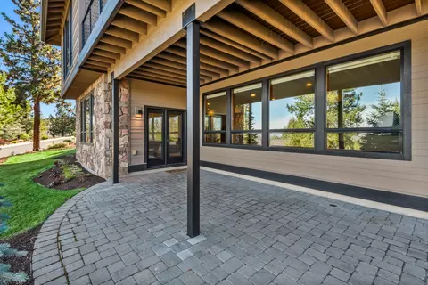 Exterior - 3363 NW Starview Dr, Bend, OR 97703 photo 10 of 12