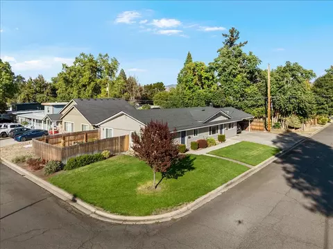 372 Ogara St, Medford, OR 97501