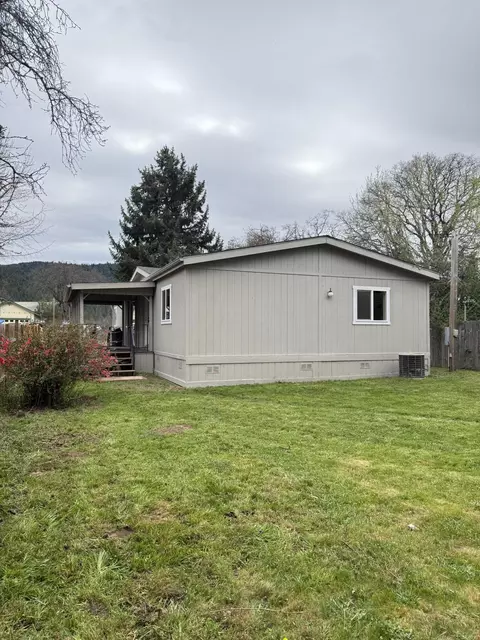 339 South St, Butte Falls, OR 97522