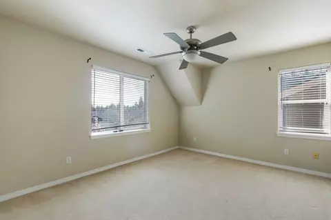 Bedroom - 61148 Foxglove Loop, Bend, OR 97702 photo 4 of 5