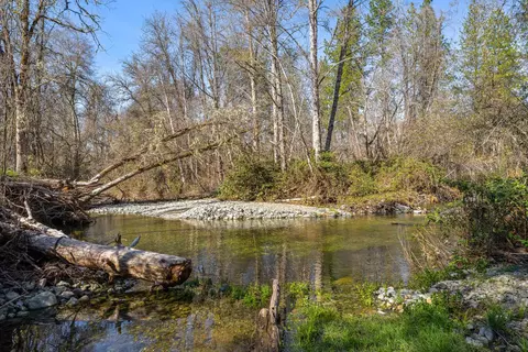 5812 Donaldson Rd, Grants Pass, OR 97526