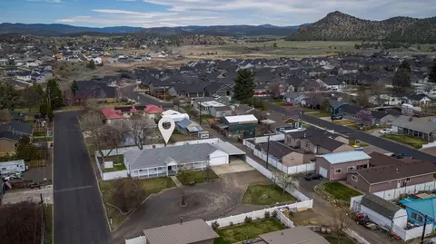 1244 NE Powell Ln, Prineville, OR 97754