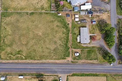 2153 NE Sunset View Ln, Prineville, OR 97754
