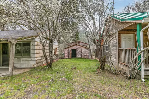 Exterior - 159 Bloom Rd, Wolf Creek, OR 97497 photo 6 of 9