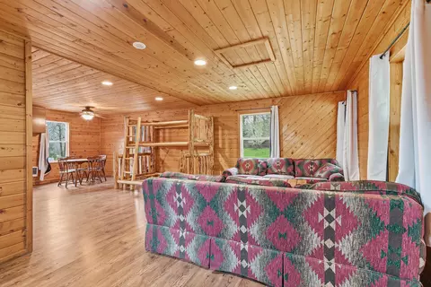 Living - 159 Bloom Rd, Wolf Creek, OR 97497 photo 2 of 2