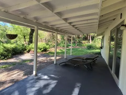 Exterior - 101 Cascade Dr, Cave Junction, OR 97523 photo 5 of 14