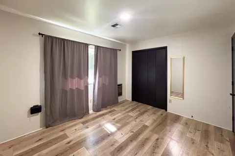 Bedroom - 101 Cascade Dr, Cave Junction, OR 97523 photo 1 of 4