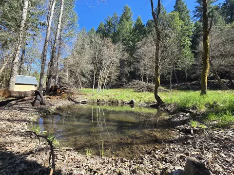 Other - 101 Cascade Dr, Cave Junction, OR 97523 photo 3 of 11