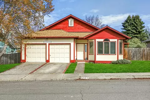 112 N Wightman St, Ashland, OR 97520