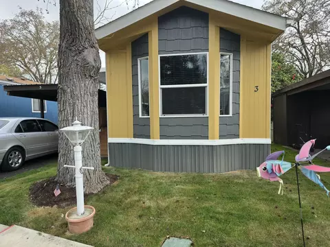 1055 N 5th St UNIT 3, Jacksonville, OR 97530