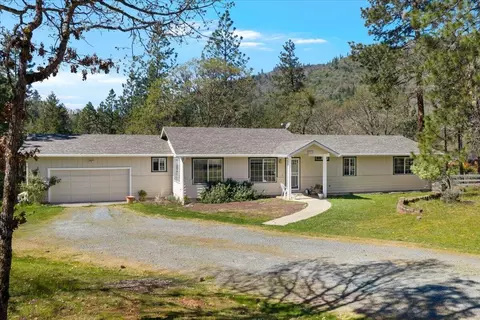 650 Board Shanty Creek Rd, Grants Pass, OR 97527