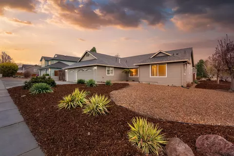 3647 SW Xero Ave, Redmond, OR 97756
