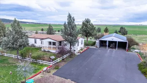 6705 SW Daly Ln, Culver, OR 97734