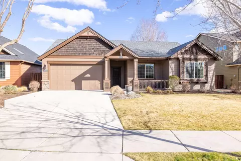 1176 NE Hudspeth Ln, Prineville, OR 97754