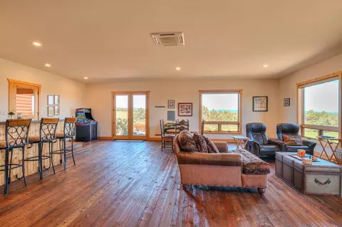 Living - 10000 SW Lyons Dr, Culver, OR 97734 photo 1 of 4