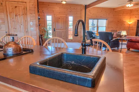 Kitchen - 10000 SW Lyons Dr, Culver, OR 97734 photo 2 of 2