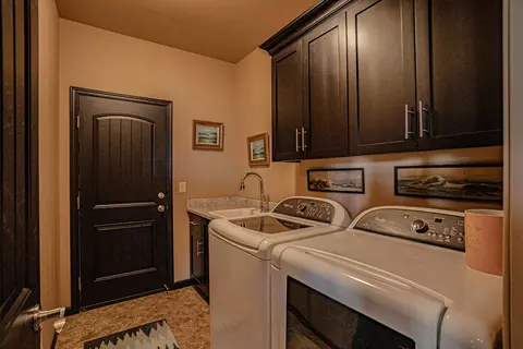 Other - 1050 Azure Way, Eagle Point, OR 97524 photo 4 of 5