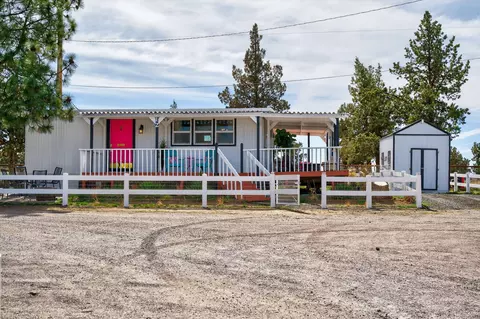 64900 Hunnell Rd UNIT 12, Bend, OR 97703