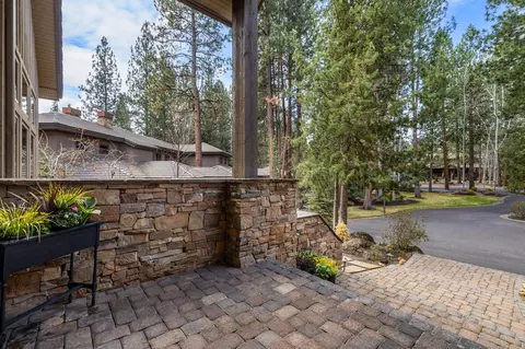 Exterior - 61727 Tam Mcarthur Loop, Bend, OR 97702 photo 3 of 15
