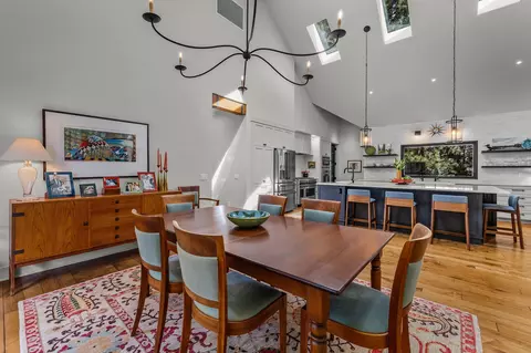Dining - 61727 Tam Mcarthur Loop, Bend, OR 97702 photo 3 of 5