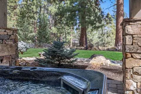 Exterior - 61727 Tam Mcarthur Loop, Bend, OR 97702 photo 11 of 15