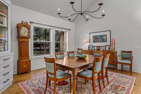 Dining - 61727 Tam Mcarthur Loop, Bend, OR 97702 photo 4 of 5