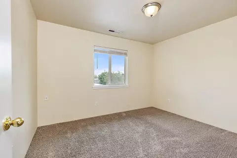 Bedroom - 450 Freeman Rd, Central Point, OR 97502 photo 5 of 6