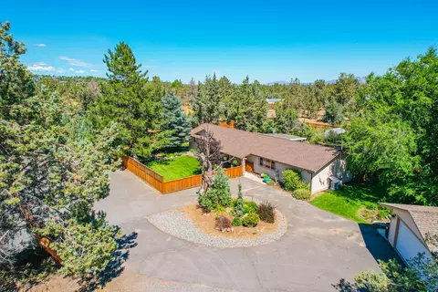 2218 SW 79th St, Redmond, OR 97756