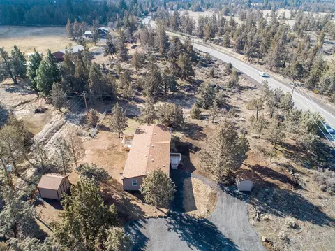 21395 Chasing Cattle Ln, Bend, OR 97701 photo 37