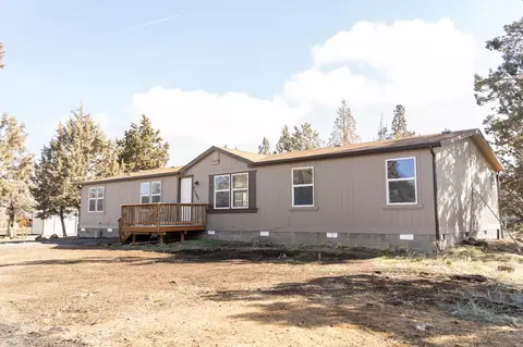 21395 Chasing Cattle Ln, Bend, OR 97701 photo 2