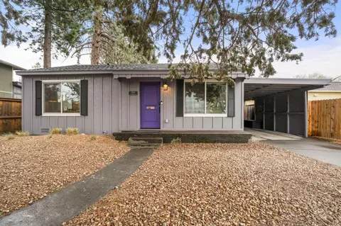 1334 NE 8th St, Bend, OR 97701