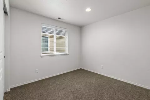 Bedroom - 858 N Trinity Way, Sisters, OR 97759 photo 3 of 3