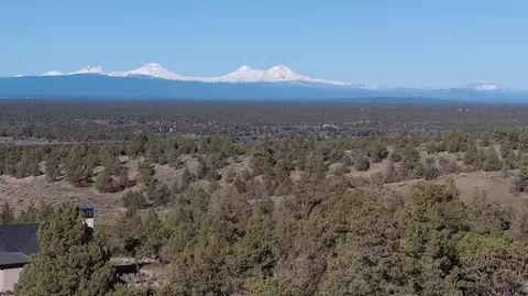 sw paragon court #HOME 733, Powell Butte, OR 97753