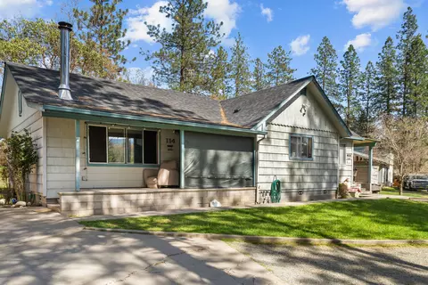 114 Stringer Gap Rd, Grants Pass, OR 97527 photo 1