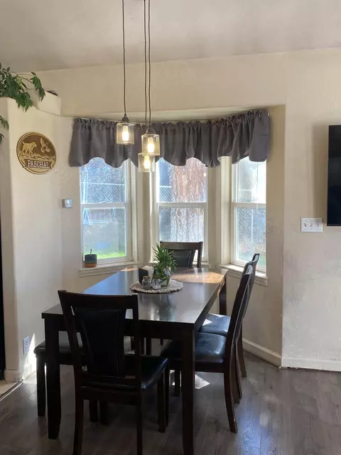 Dining - 34626 Wrightwood Pl, Chiloquin, OR 97624 photo 1 of 1