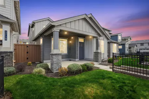 3734 NE Petrosa Ave, Bend, OR 97701