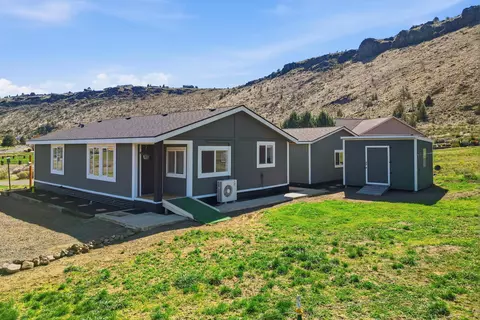 11480 SW Horny Hollow Trl, Terrebonne, OR 97760