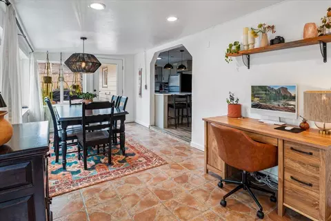 Dining - 2154 NE Shepard Rd, Bend, OR 97701 photo 2 of 2
