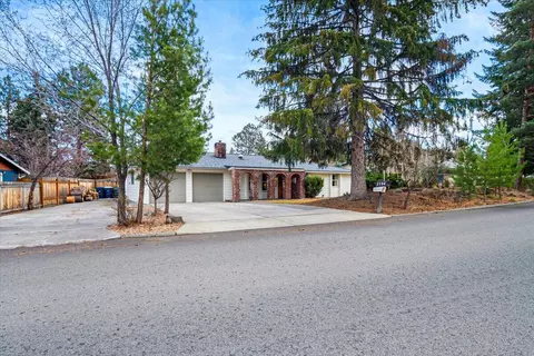 Exterior - 2154 NE Shepard Rd, Bend, OR 97701 photo 1 of 8