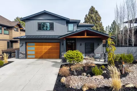 19056 NW Mount Shasta Dr, Bend, OR 97703